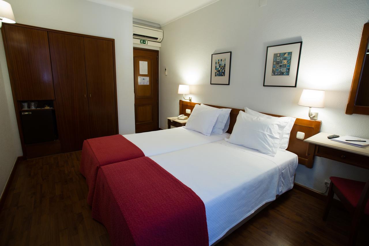 Hotel Solaris Setúbal Extérieur photo