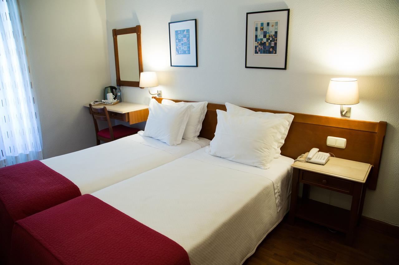 Hotel Solaris Setúbal Extérieur photo